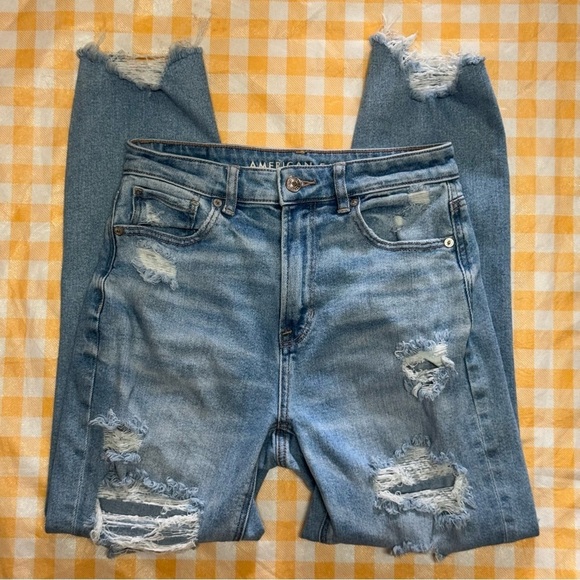 American Eagle Stretch Ripped Mom Jean in Daylight Destroy Blue Denim 2 - Picture 3 of 9